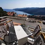 Apartment Seaview Bojan *