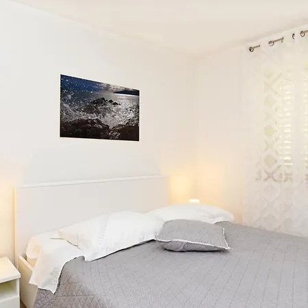 Seaview Bojan Apartment Rabac